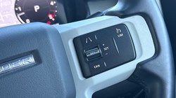 2023 (23) LAND ROVER DEFENDER 3.0 D250 X-Dynamic SE 90 3dr Auto 5188530
