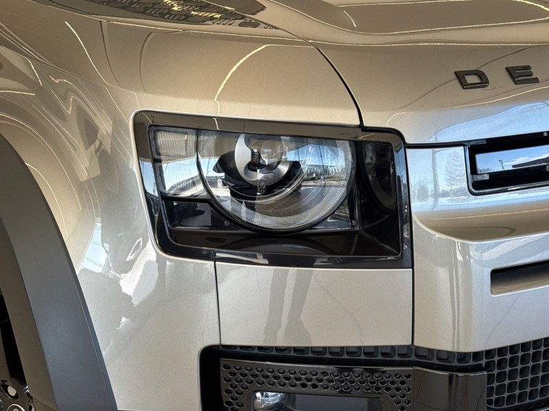 2023 (23) LAND ROVER DEFENDER 3.0 D250 X-Dynamic SE 90 3dr Auto 5188519