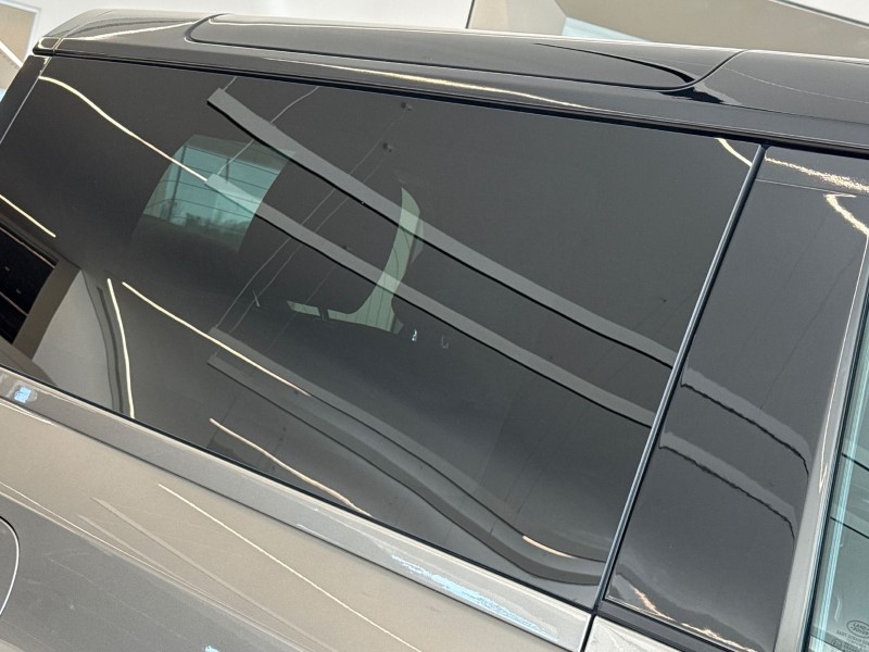 2023 (23) LAND ROVER DEFENDER 3.0 D250 X-Dynamic SE 90 3dr Auto 5188550