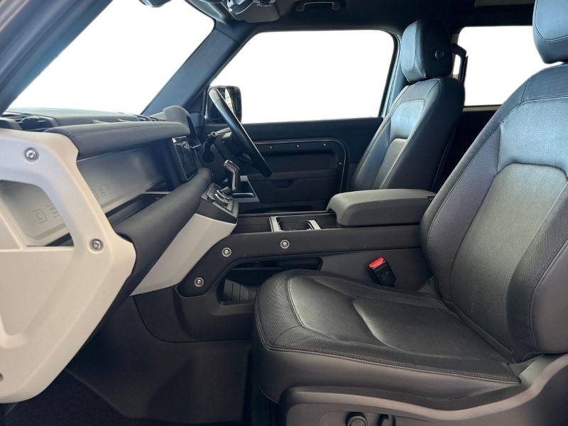 2023 (23) LAND ROVER DEFENDER 3.0 D250 X-Dynamic SE 90 3dr Auto 5188505