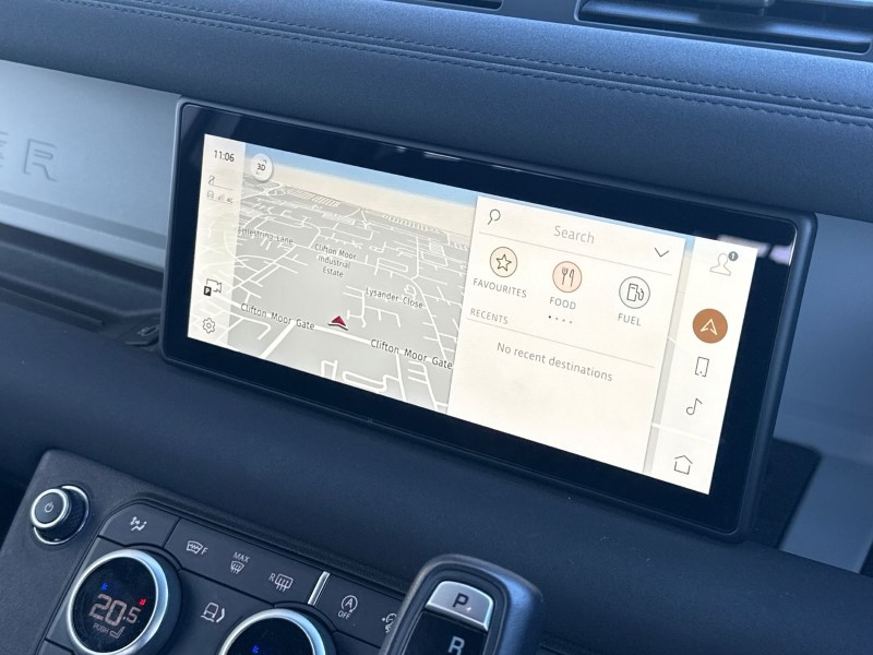 2023 (23) LAND ROVER DEFENDER 3.0 D250 X-Dynamic SE 90 3dr Auto 5188513