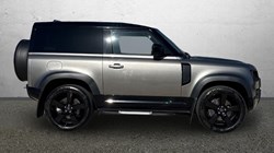 2023 (23) LAND ROVER DEFENDER 3.0 D250 X-Dynamic SE 90 3dr Auto 5188507
