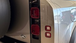 2023 (23) LAND ROVER DEFENDER 3.0 D250 X-Dynamic SE 90 3dr Auto 5188546