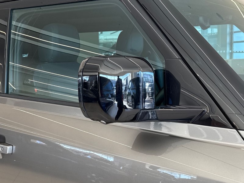 2023 (23) LAND ROVER DEFENDER 3.0 D250 X-Dynamic SE 90 3dr Auto 5188549