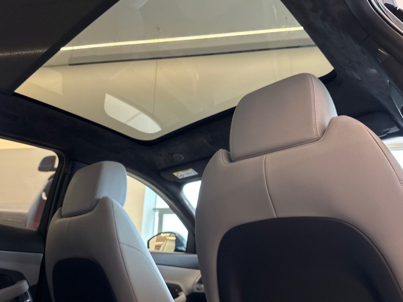 2023 (23) JAGUAR E-PACE 1.5 P300e R-Dynamic Black 5dr Auto 5151634