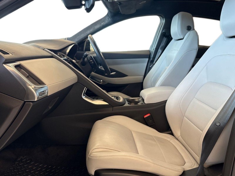 2023 (23) JAGUAR E-PACE 1.5 P300e R-Dynamic Black 5dr Auto 5151616