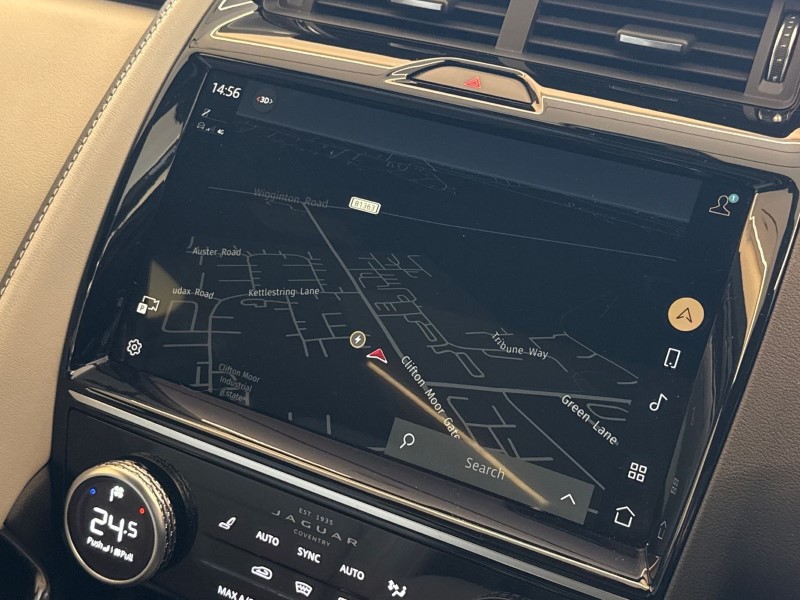 2023 (23) JAGUAR E-PACE 1.5 P300e R-Dynamic Black 5dr Auto 5151624