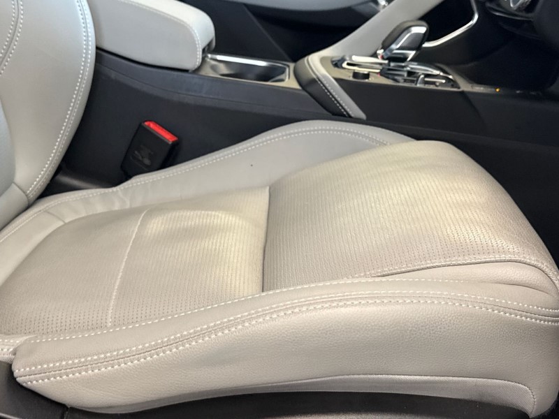 2023 (23) JAGUAR E-PACE 1.5 P300e R-Dynamic Black 5dr Auto 5151638