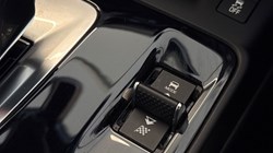 2023 (23) JAGUAR E-PACE 1.5 P300e R-Dynamic Black 5dr Auto 5151646