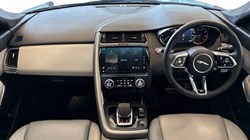 2023 (23) JAGUAR E-PACE 1.5 P300e R-Dynamic Black 5dr Auto 5151622