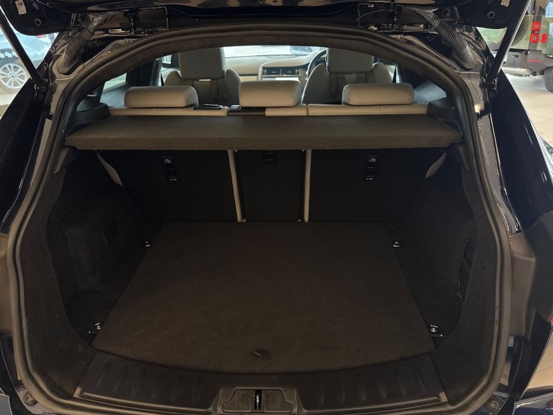 2023 (23) JAGUAR E-PACE 1.5 P300e R-Dynamic Black 5dr Auto 5151623