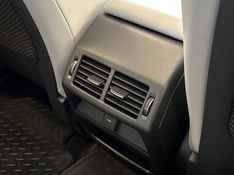 2023 (23) JAGUAR E-PACE 1.5 P300e R-Dynamic Black 5dr Auto 5151631