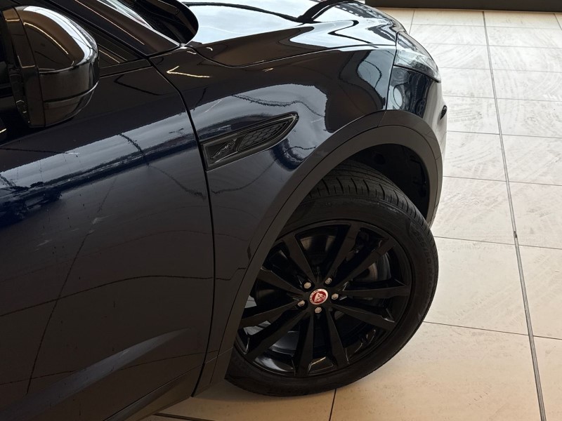 2023 (23) JAGUAR E-PACE 1.5 P300e R-Dynamic Black 5dr Auto 5151660