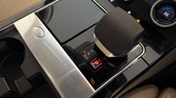 2021 (70) LAND ROVER RANGE ROVER VELAR 2.0 D200 R-Dynamic HSE 5dr Auto 5167345