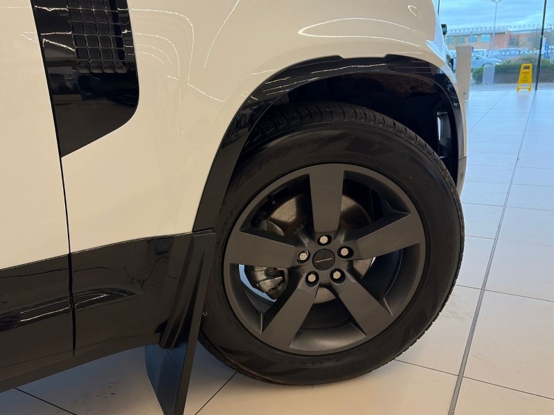 2025 (75) LAND ROVER DEFENDER 3.0 D250 X-Dynamic HSE 110 5dr Auto [6 Seat] 5161568