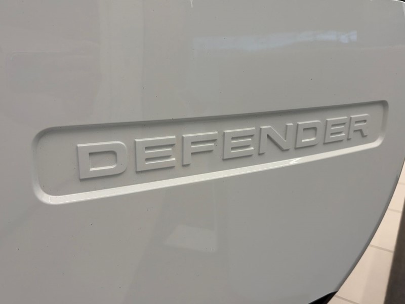 2025 (75) LAND ROVER DEFENDER 3.0 D250 X-Dynamic HSE 110 5dr Auto [6 Seat] 5161564