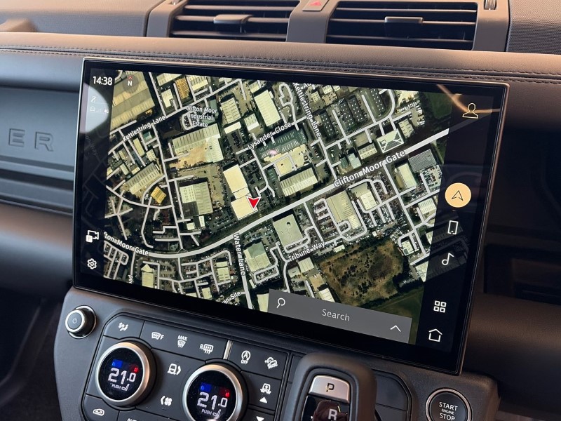 2025 (75) LAND ROVER DEFENDER 3.0 D250 X-Dynamic HSE 110 5dr Auto [6 Seat] 5161549