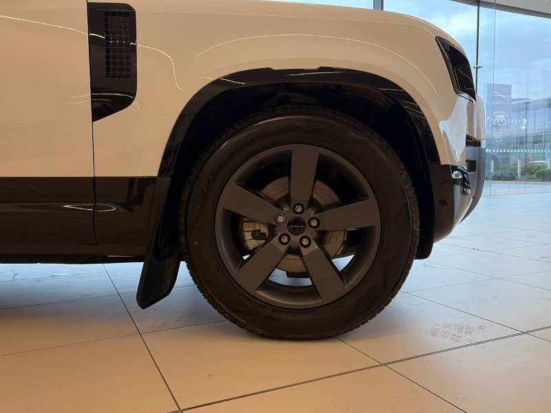2025 (75) LAND ROVER DEFENDER 3.0 D250 X-Dynamic HSE 110 5dr Auto [6 Seat] 5161525