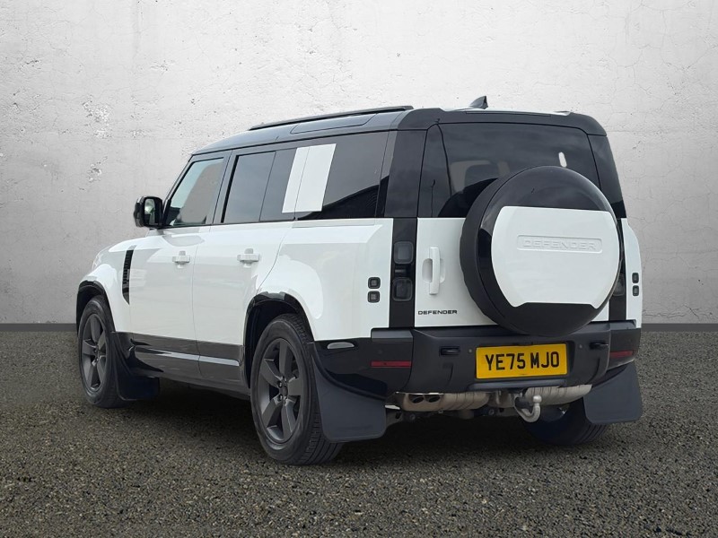 2025 (75) LAND ROVER DEFENDER 3.0 D250 X-Dynamic HSE 110 5dr Auto [6 Seat]