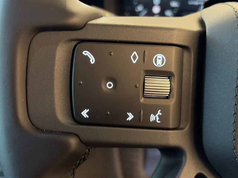 2025 (75) LAND ROVER DEFENDER 3.0 D250 X-Dynamic HSE 110 5dr Auto [6 Seat] 5161546