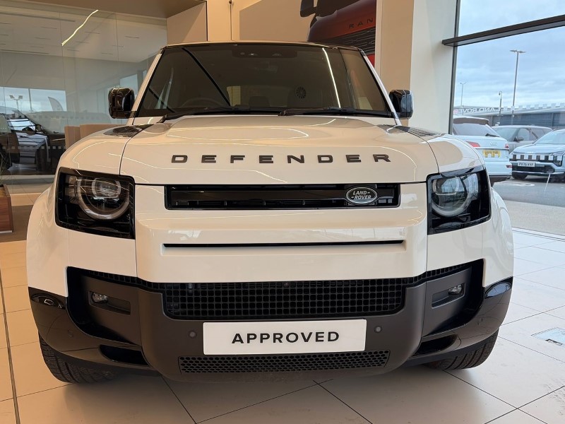 2025 (75) LAND ROVER DEFENDER 3.0 D250 X-Dynamic HSE 110 5dr Auto [6 Seat] 5161573