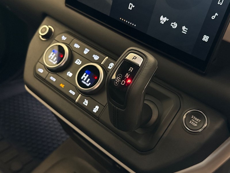 2025 (25) LAND ROVER COMMERCIAL DEFENDER 3.0 D250 Hard Top S Auto [3 Seat] 5173490