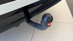 2023 (23) JAGUAR F-PACE 2.0 D200 R-Dynamic SE 5dr Auto AWD 5186369