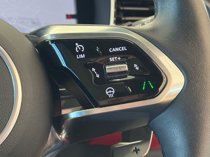 2023 (23) JAGUAR F-PACE 2.0 D200 R-Dynamic SE 5dr Auto AWD 5186377