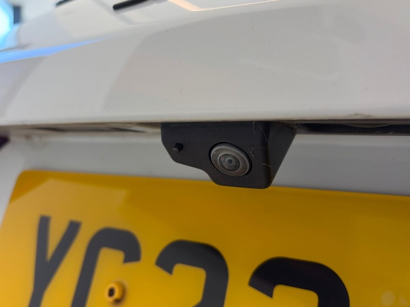 2023 (23) JAGUAR F-PACE 2.0 D200 R-Dynamic SE 5dr Auto AWD 5186392