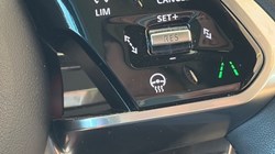 2023 (23) JAGUAR F-PACE 2.0 D200 R-Dynamic SE 5dr Auto AWD 5186375