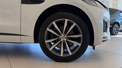 2023 (23) JAGUAR F-PACE 2.0 D200 R-Dynamic SE 5dr Auto AWD 5186355
