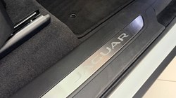 2023 (23) JAGUAR F-PACE 2.0 D200 R-Dynamic SE 5dr Auto AWD 5186389