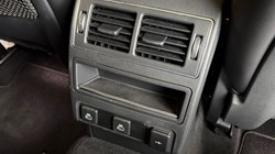 2022 (22) JAGUAR F-PACE 2.0 D200 R-Dynamic Black 5dr Auto AWD 5152546