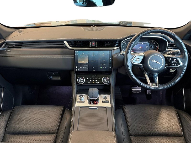 2022 (22) JAGUAR F-PACE 2.0 D200 R-Dynamic Black 5dr Auto AWD 5152537