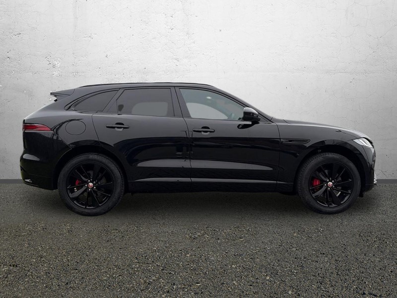2022 (22) JAGUAR F-PACE 2.0 D200 R-Dynamic Black 5dr Auto AWD 5152533