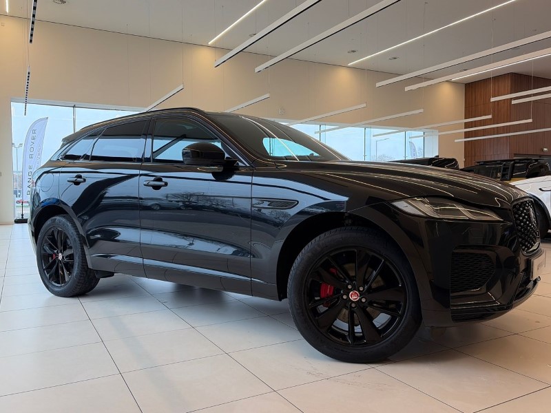 2022 (22) JAGUAR F-PACE 2.0 D200 R-Dynamic Black 5dr Auto AWD 5152586