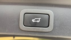 2022 (22) JAGUAR F-PACE 2.0 D200 R-Dynamic Black 5dr Auto AWD 5152569