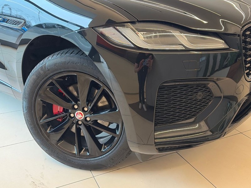 2022 (22) JAGUAR F-PACE 2.0 D200 R-Dynamic Black 5dr Auto AWD 5152571