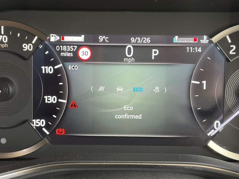 2022 (22) JAGUAR F-PACE 2.0 D200 R-Dynamic Black 5dr Auto AWD 5152563