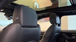 2022 (22) JAGUAR F-PACE 2.0 D200 R-Dynamic Black 5dr Auto AWD 5152549