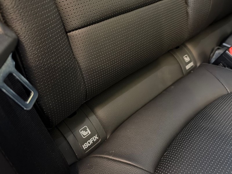 2022 (22) JAGUAR F-PACE 2.0 D200 R-Dynamic Black 5dr Auto AWD 5152566