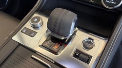 2022 (22) JAGUAR F-PACE 2.0 D200 R-Dynamic Black 5dr Auto AWD 5152541