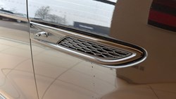 2022 (22) JAGUAR F-PACE 2.0 D200 R-Dynamic Black 5dr Auto AWD 5152548