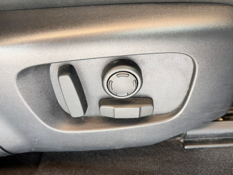 2022 (22) LAND ROVER RANGE ROVER EVOQUE 2.0 D200 R-Dynamic SE 5dr Auto 5158529