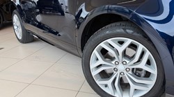 2022 (22) LAND ROVER RANGE ROVER EVOQUE 2.0 D200 R-Dynamic SE 5dr Auto 5158550