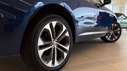 2021 (71) JAGUAR F-PACE 2.0 D200 R-Dynamic HSE 5dr Auto AWD 5171775