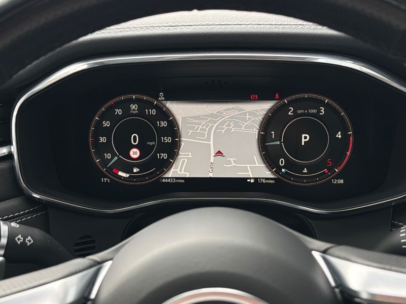 2021 (71) JAGUAR F-PACE 2.0 D200 R-Dynamic HSE 5dr Auto AWD 5171744