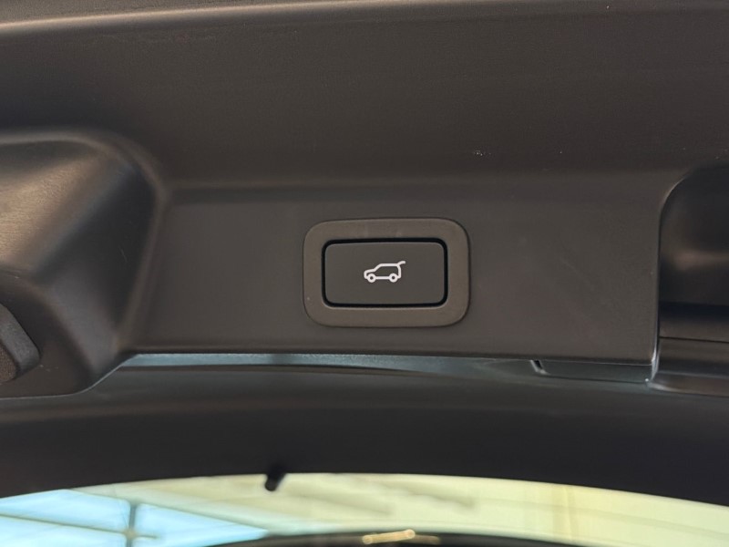 2021 (71) JAGUAR F-PACE 2.0 D200 R-Dynamic HSE 5dr Auto AWD 5171767