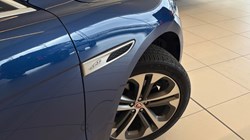 2021 (71) JAGUAR F-PACE 2.0 D200 R-Dynamic HSE 5dr Auto AWD 5171776