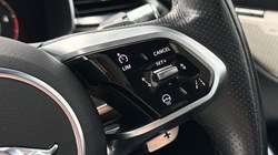 2021 (71) JAGUAR F-PACE 2.0 D200 R-Dynamic HSE 5dr Auto AWD 5171757